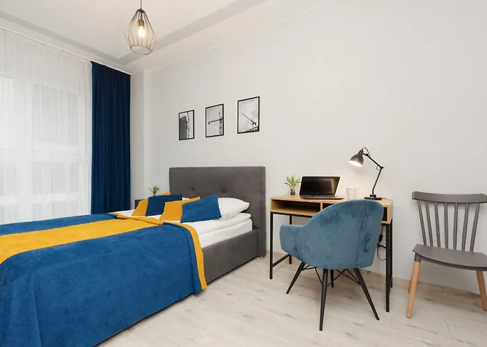 Ideal Apartment For Remote Work With Furnished Balcony And Parking By Noclegi Renters
